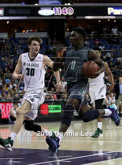 Thumbnail 3 in De La Salle vs. Chino Hills (CIF State Open Division Final) photogallery.