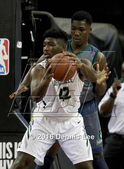 Thumbnail 3 in De La Salle vs. Chino Hills (CIF State Open Division Final) photogallery.