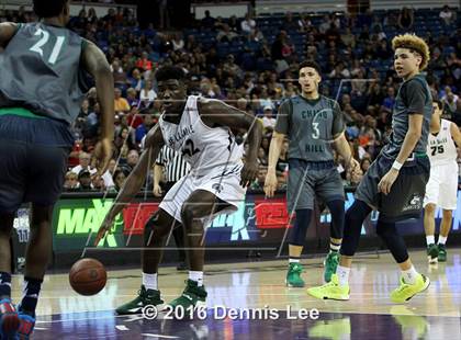 Thumbnail 1 in De La Salle vs. Chino Hills (CIF State Open Division Final) photogallery.
