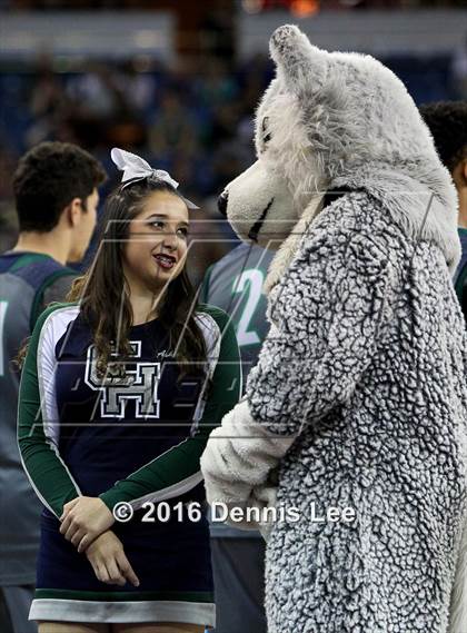 Thumbnail 1 in De La Salle vs. Chino Hills (CIF State Open Division Final) photogallery.