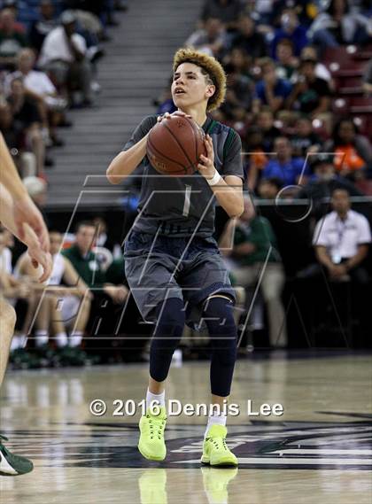 Thumbnail 2 in De La Salle vs. Chino Hills (CIF State Open Division Final) photogallery.