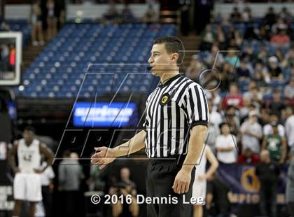 Thumbnail 3 in De La Salle vs. Chino Hills (CIF State Open Division Final) photogallery.