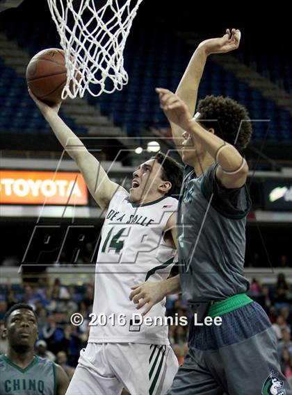 Thumbnail 2 in De La Salle vs. Chino Hills (CIF State Open Division Final) photogallery.