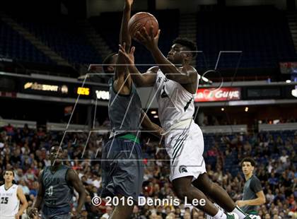 Thumbnail 1 in De La Salle vs. Chino Hills (CIF State Open Division Final) photogallery.
