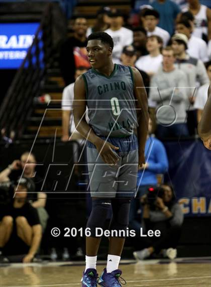 Thumbnail 1 in De La Salle vs. Chino Hills (CIF State Open Division Final) photogallery.