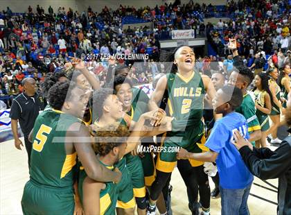Thumbnail 2 in Parkview vs Mills (AAA 5A Final) photogallery.