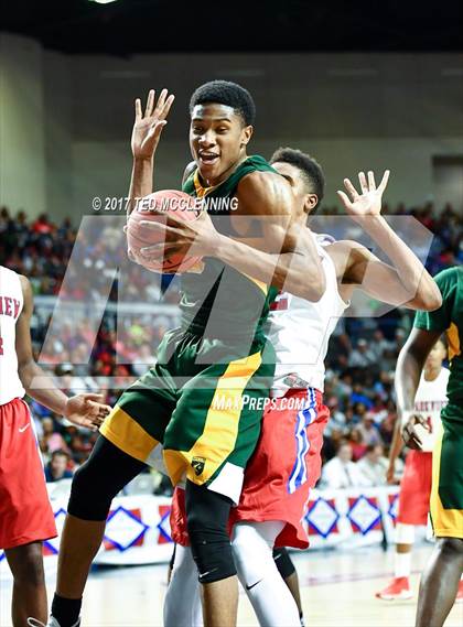 Thumbnail 2 in Parkview vs Mills (AAA 5A Final) photogallery.