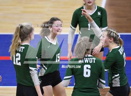 Thumbnail 3 in Niwot vs. Cheyenne Mountain (CHSAA 4A Playoff) photogallery.