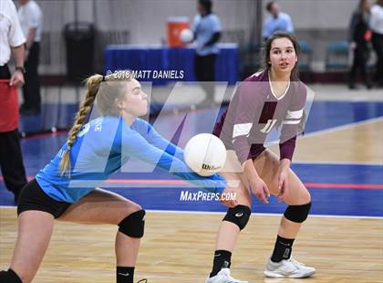 Thumbnail 1 in Niwot vs. Cheyenne Mountain (CHSAA 4A Playoff) photogallery.