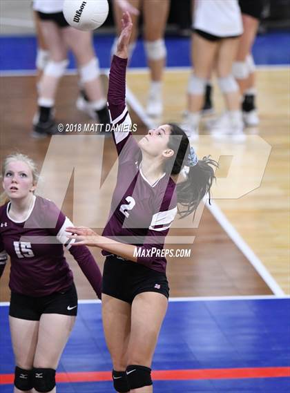 Thumbnail 2 in Niwot vs. Cheyenne Mountain (CHSAA 4A Playoff) photogallery.