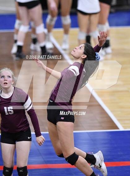 Thumbnail 1 in Niwot vs. Cheyenne Mountain (CHSAA 4A Playoff) photogallery.