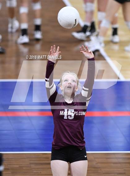 Thumbnail 3 in Niwot vs. Cheyenne Mountain (CHSAA 4A Playoff) photogallery.