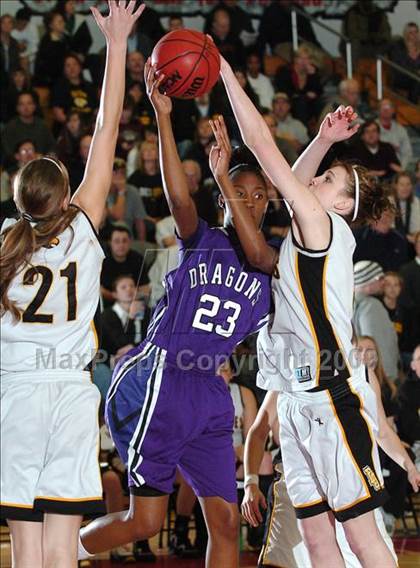 Thumbnail 3 in Sacramento vs. Del Oro (CIF SJS D3 Playoffs) photogallery.