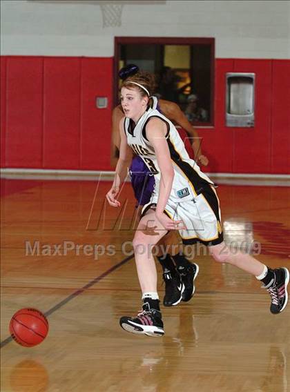 Thumbnail 3 in Sacramento vs. Del Oro (CIF SJS D3 Playoffs) photogallery.