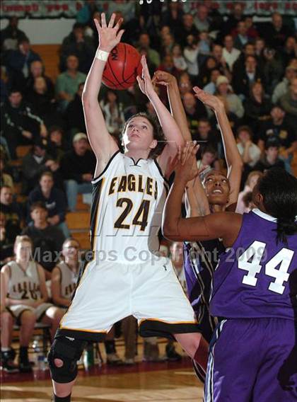 Thumbnail 3 in Sacramento vs. Del Oro (CIF SJS D3 Playoffs) photogallery.