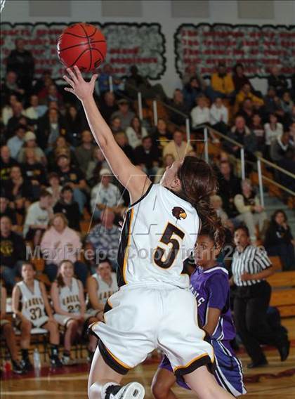 Thumbnail 3 in Sacramento vs. Del Oro (CIF SJS D3 Playoffs) photogallery.