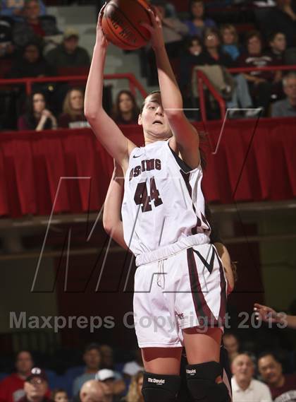 Thumbnail 3 in Ossining vs. Our Lady of Lourdes (Section 1 Class AA Final) photogallery.