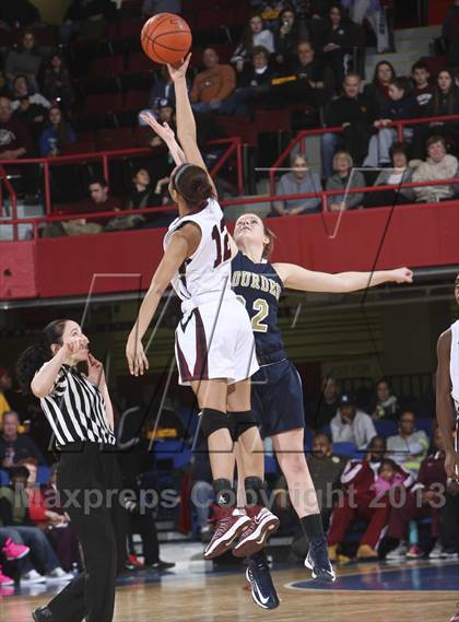 Thumbnail 3 in Ossining vs. Our Lady of Lourdes (Section 1 Class AA Final) photogallery.