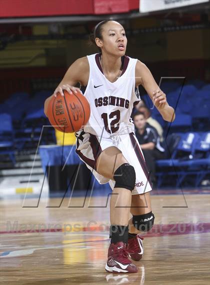 Thumbnail 2 in Ossining vs. Our Lady of Lourdes (Section 1 Class AA Final) photogallery.