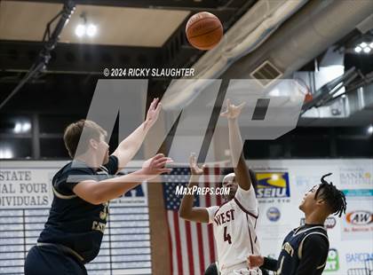 Thumbnail 3 in Belleville West vs. Althoff Catholic (Belleville East Chic-fil-a Classic) photogallery.