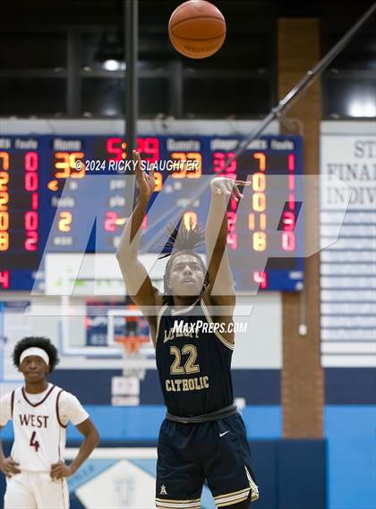 Thumbnail 2 in Belleville West vs. Althoff Catholic (Belleville East Chic-fil-a Classic) photogallery.