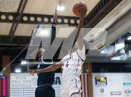 Thumbnail 1 in Belleville West vs. Althoff Catholic (Belleville East Chic-fil-a Classic) photogallery.