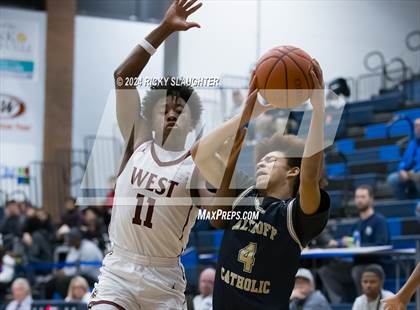 Thumbnail 3 in Belleville West vs. Althoff Catholic (Belleville East Chic-fil-a Classic) photogallery.