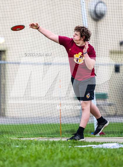 Thumbnail 1 in Brad Pedigo Invitational photogallery.