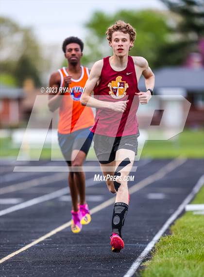 Thumbnail 2 in Brad Pedigo Invitational photogallery.