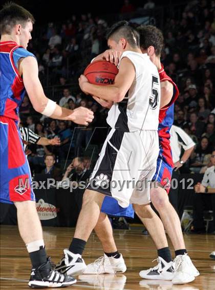 Thumbnail 1 in Sierra Grande vs. Hi-Plains (CHSAA 1A Final Four) photogallery.