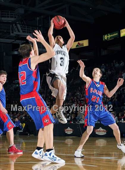 Thumbnail 2 in Sierra Grande vs. Hi-Plains (CHSAA 1A Final Four) photogallery.