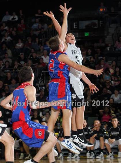 Thumbnail 1 in Sierra Grande vs. Hi-Plains (CHSAA 1A Final Four) photogallery.