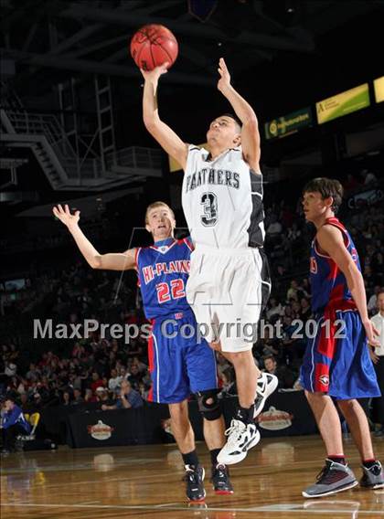 Thumbnail 2 in Sierra Grande vs. Hi-Plains (CHSAA 1A Final Four) photogallery.