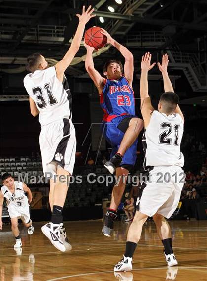 Thumbnail 2 in Sierra Grande vs. Hi-Plains (CHSAA 1A Final Four) photogallery.