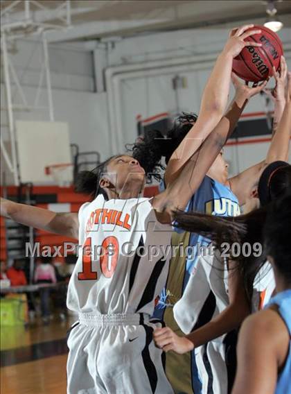Thumbnail 1 in Burbank @ Foothill photogallery.