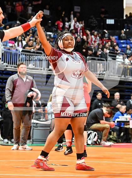 Thumbnail 1 in UIL 5A/6A State Championships - Session 5 photogallery.