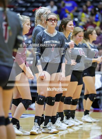 Thumbnail 3 in Fayetteville vs. Sulphur Bluff (UIL Volleyball 1A Semifinals) photogallery.