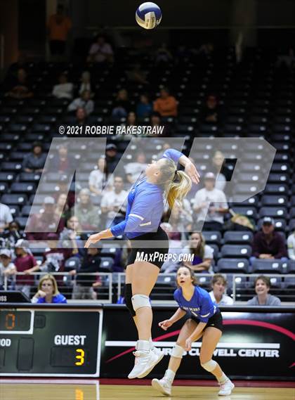 Thumbnail 2 in Fayetteville vs. Sulphur Bluff (UIL Volleyball 1A Semifinals) photogallery.