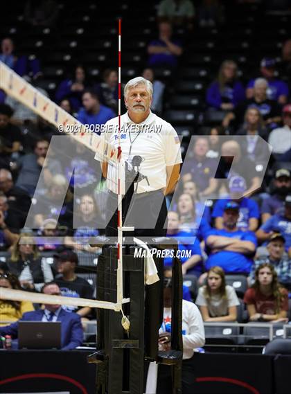 Thumbnail 3 in Fayetteville vs. Sulphur Bluff (UIL Volleyball 1A Semifinals) photogallery.