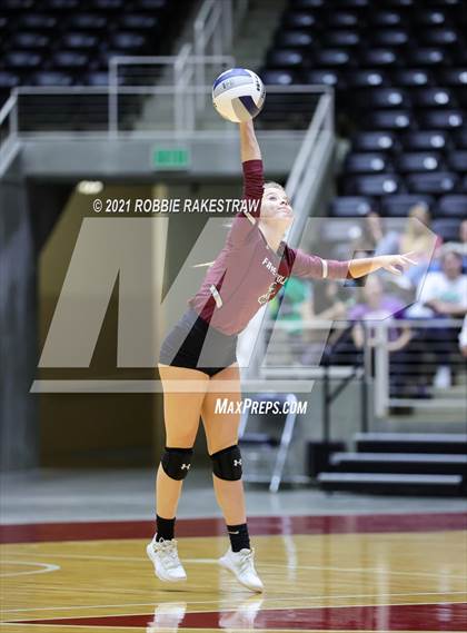 Thumbnail 2 in Fayetteville vs. Sulphur Bluff (UIL Volleyball 1A Semifinals) photogallery.