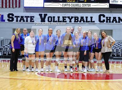 Thumbnail 1 in Fayetteville vs. Sulphur Bluff (UIL Volleyball 1A Semifinals) photogallery.