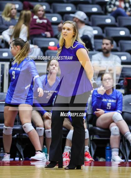 Thumbnail 3 in Fayetteville vs. Sulphur Bluff (UIL Volleyball 1A Semifinals) photogallery.