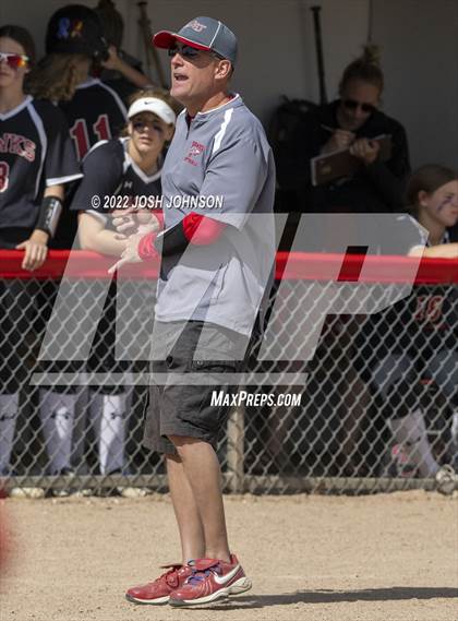 Thumbnail 2 in Baldwin-Woodville vs. Bloomer (WIAA D3 Sectional Final) photogallery.