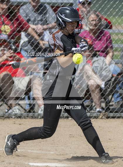Thumbnail 2 in Baldwin-Woodville vs. Bloomer (WIAA D3 Sectional Final) photogallery.