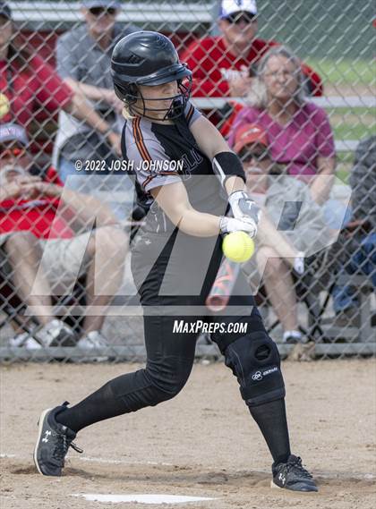Thumbnail 1 in Baldwin-Woodville vs. Bloomer (WIAA D3 Sectional Final) photogallery.
