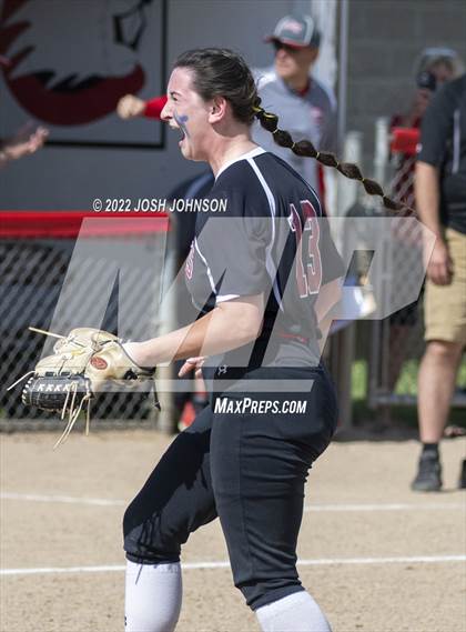 Thumbnail 2 in Baldwin-Woodville vs. Bloomer (WIAA D3 Sectional Final) photogallery.