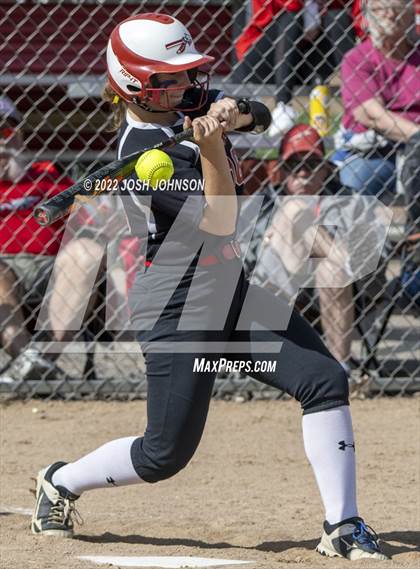 Thumbnail 3 in Baldwin-Woodville vs. Bloomer (WIAA D3 Sectional Final) photogallery.