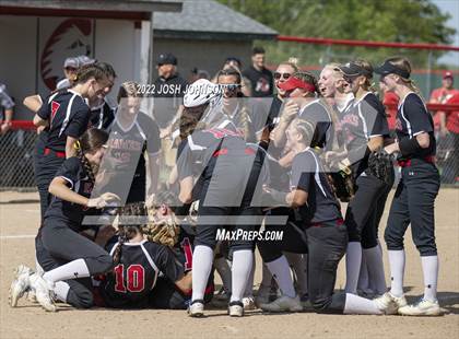 Thumbnail 1 in Baldwin-Woodville vs. Bloomer (WIAA D3 Sectional Final) photogallery.