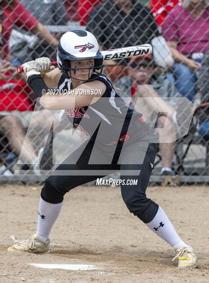 Thumbnail 3 in Baldwin-Woodville vs. Bloomer (WIAA D3 Sectional Final) photogallery.