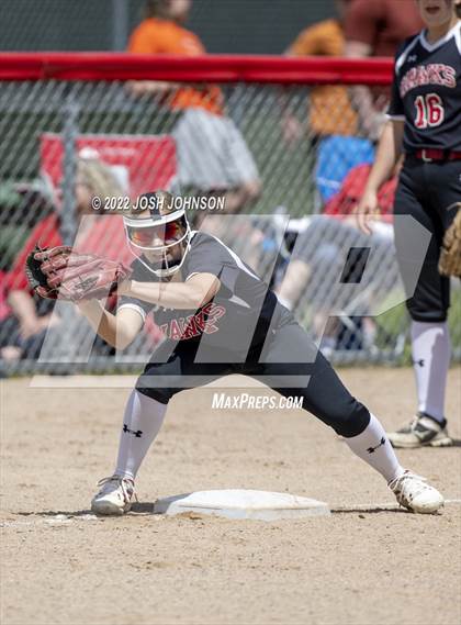 Thumbnail 1 in Baldwin-Woodville vs. Bloomer (WIAA D3 Sectional Final) photogallery.